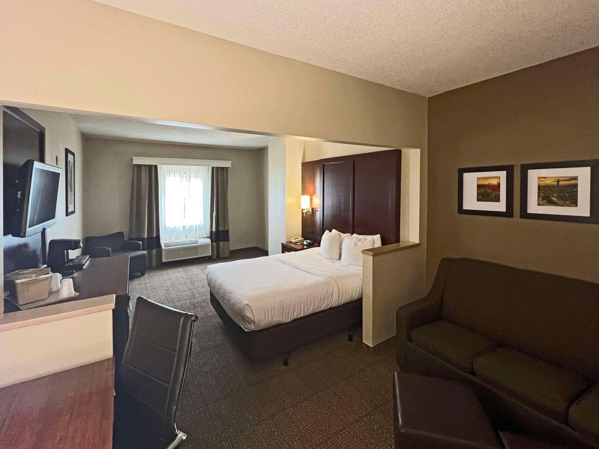 Comfort Suites Peoria Sports Complex Ngoại thất bức ảnh