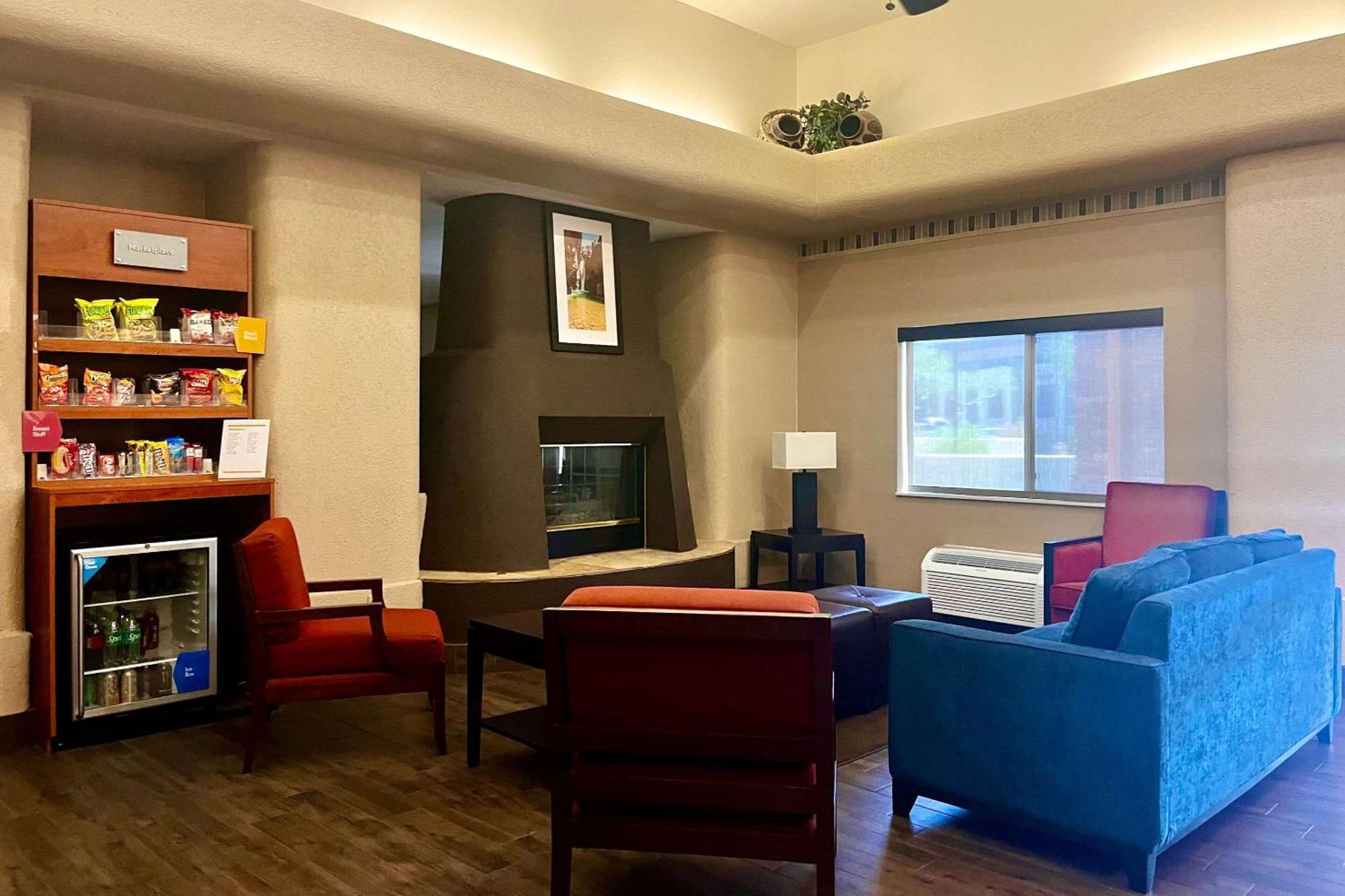 Comfort Suites Peoria Sports Complex Ngoại thất bức ảnh