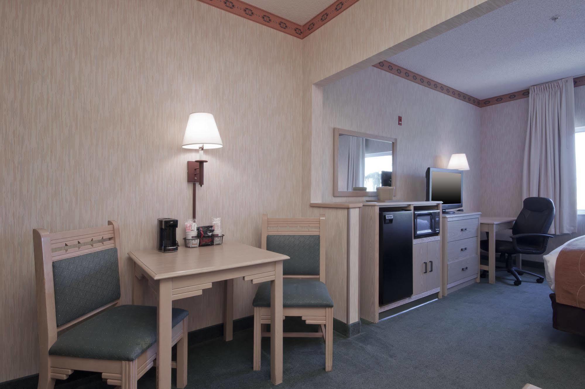 Comfort Suites Peoria Sports Complex Ngoại thất bức ảnh