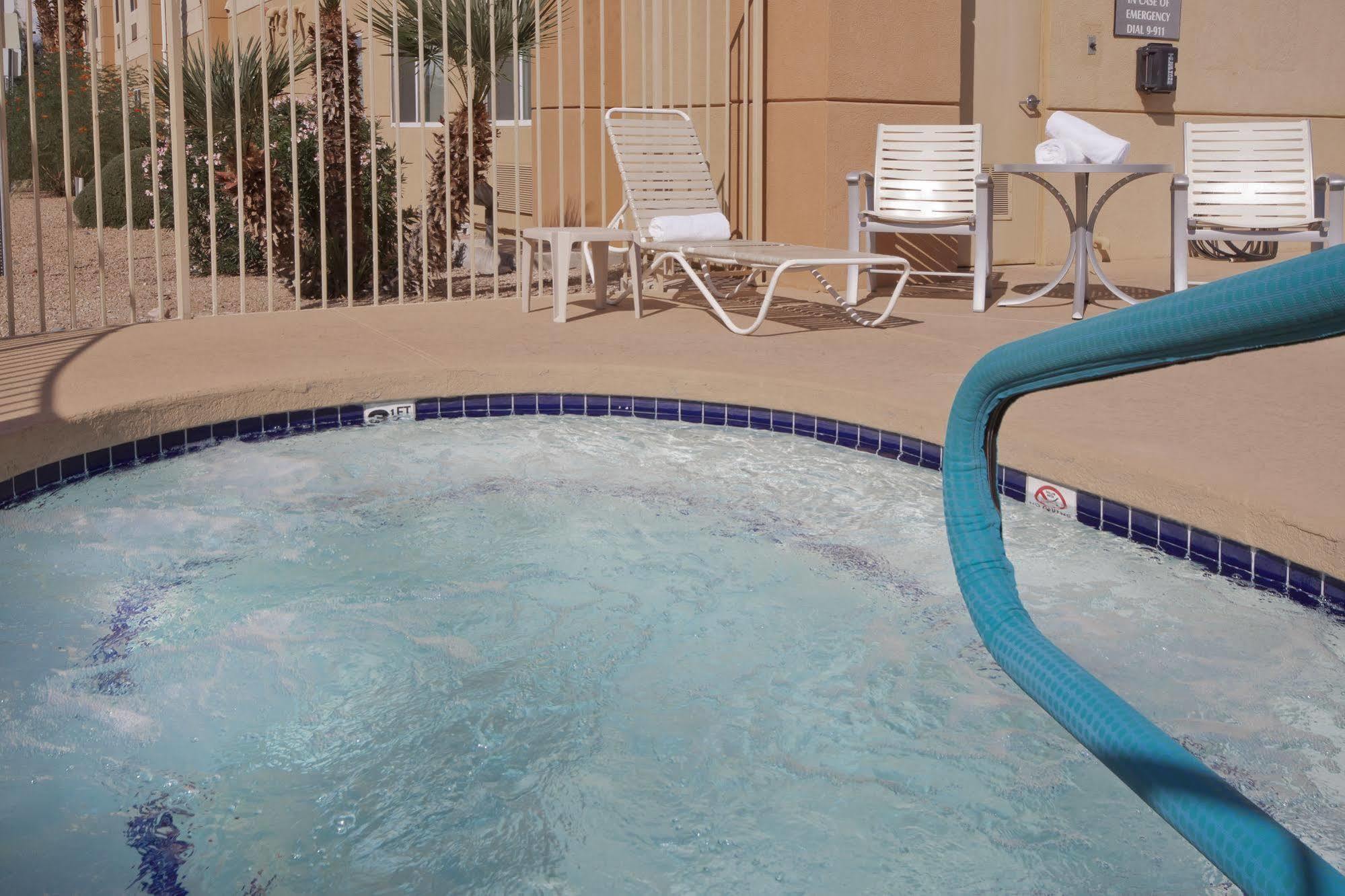 Comfort Suites Peoria Sports Complex Ngoại thất bức ảnh