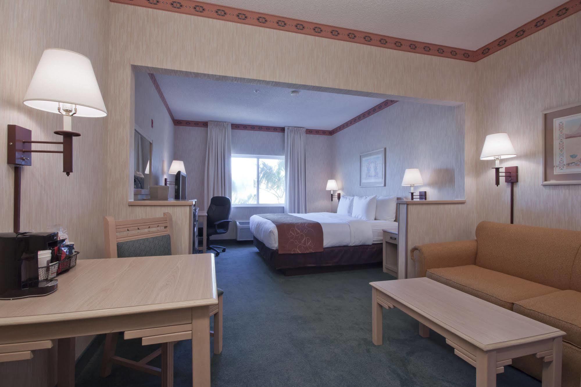Comfort Suites Peoria Sports Complex Ngoại thất bức ảnh